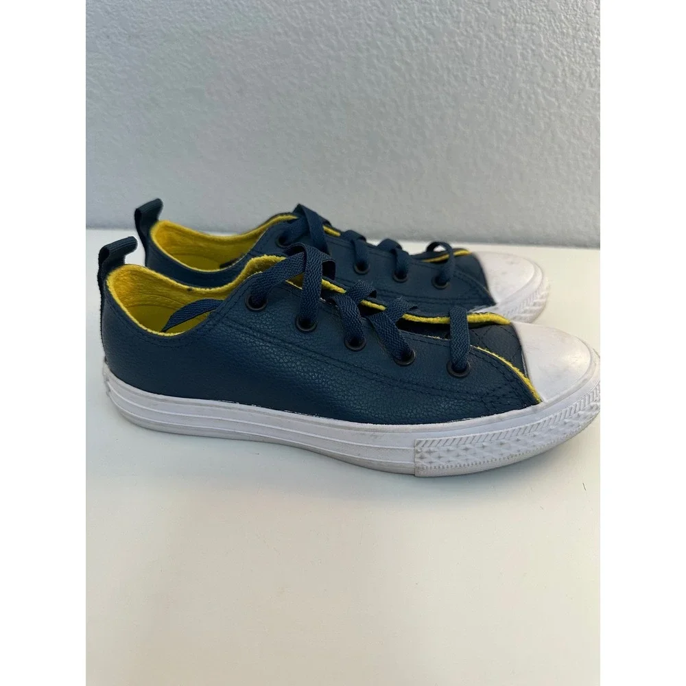 Converse Kid's Navy Blue Leather Low Top All Star Sneakers Size 3